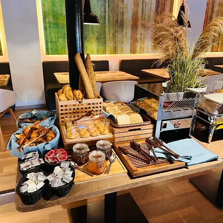 Wyndham Residences Golf Del Sur