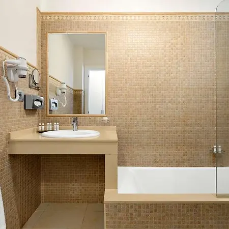 Wyndham Residences Golf Del Sur 산미겔데아보나