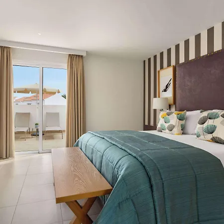 Wyndham Residences Golf Del Sur 4*