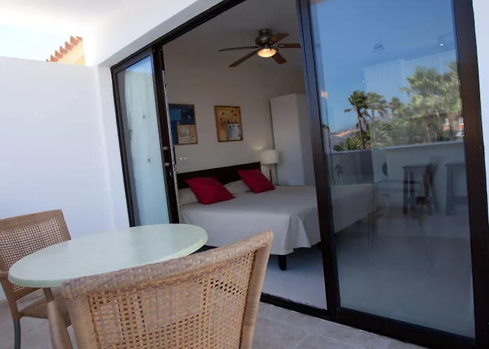 Wyndham Residences Golf Del Sur 4*