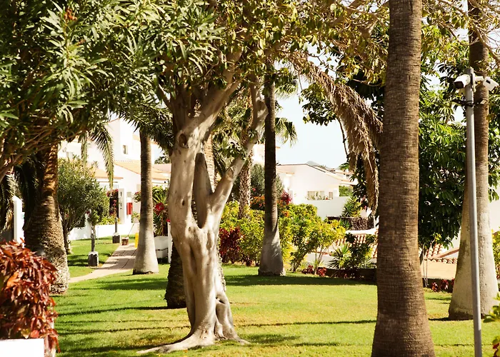 Wyndham Residences Golf Del Sur Apart Otel